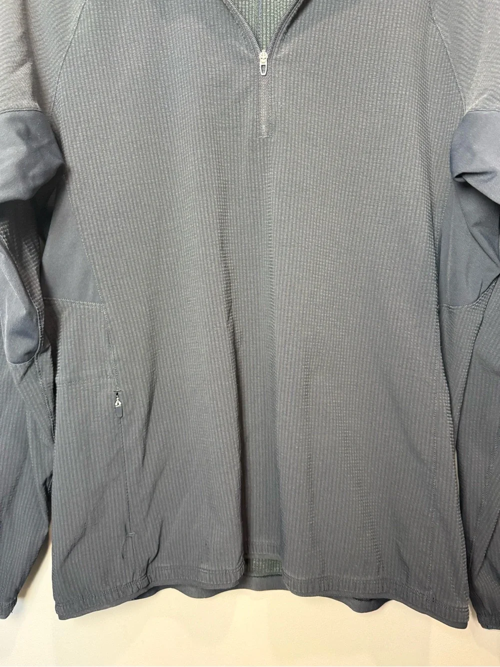 Lululemon Men's Lightweight Quarter Zip Jacket
